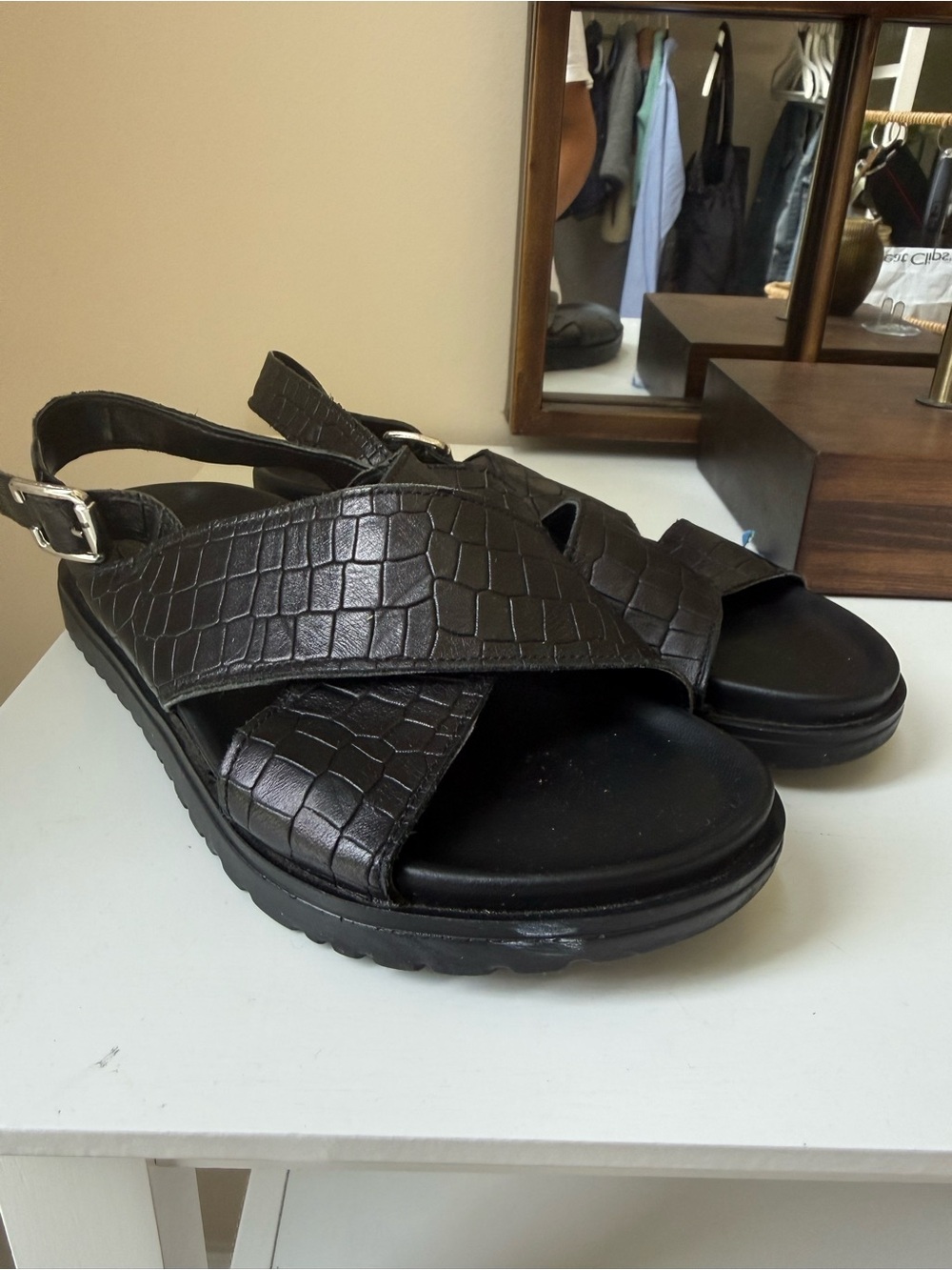 Womens Black Leather Sandals